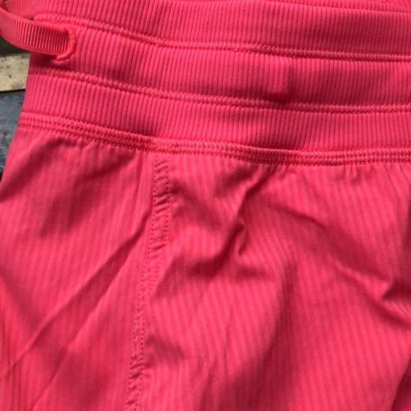 NWT Lululemon Dance Studio Relaxed Fit MR Cargo Jogger Size Medium in Glaze Pink - Picture 9 of 9